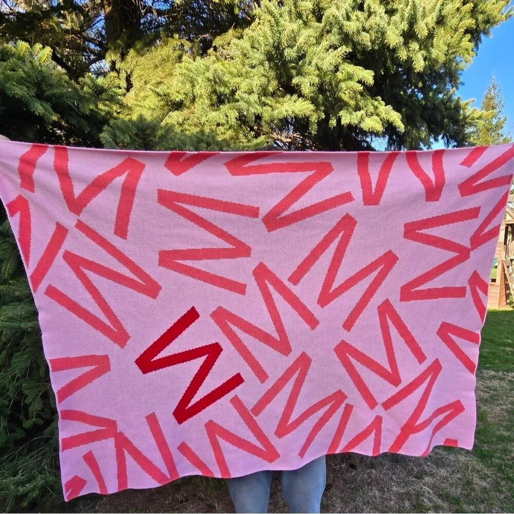 🩷🧡BaubleBar Custom Monogram Knit Blanket - Letter M or W Pink/Red/Orange
